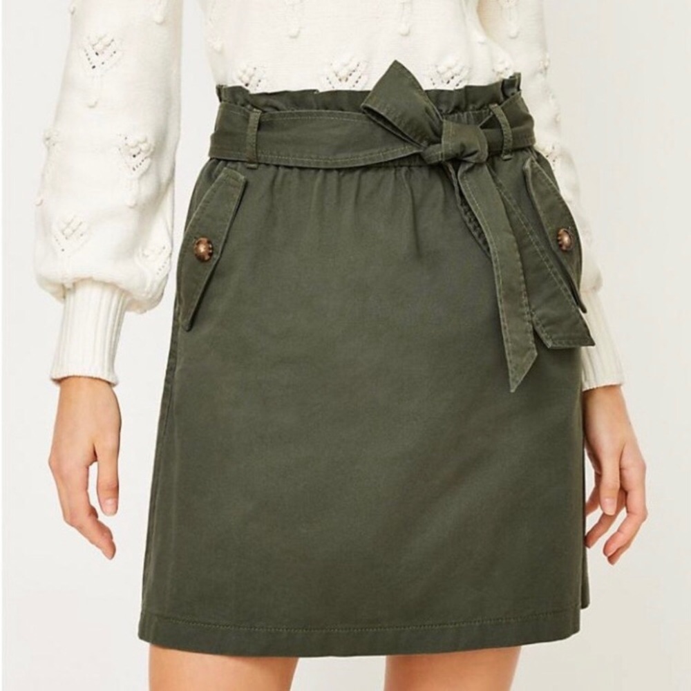 Loft army olive green paperbag bow skirt with pockets